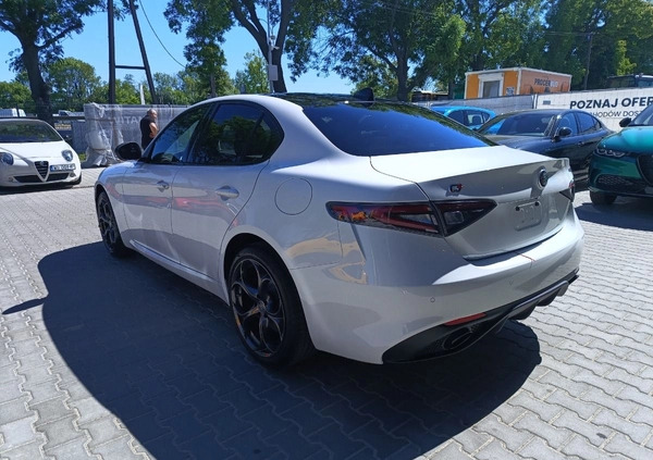 Alfa Romeo Giulia cena 235900 przebieg: 1, rok produkcji 2024 z Ostrzeszów małe 232